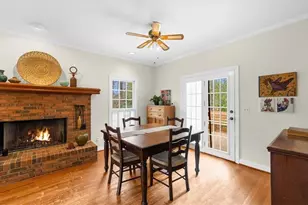 12493 Charlotte Dr, Alpharetta, GA 30004 - Photo 22