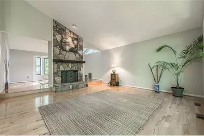 3921 Shoemaker Way, Marietta, GA 30062 - Photo 6