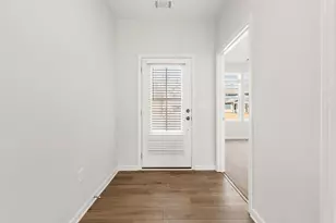 1341 Jordan Brook Dr, Lawrenceville, GA 30043 - Photo 4