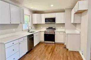 234 N 5th Ave, Winder, GA 30680 - Photo 12