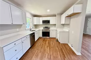 234 N 5th Ave, Winder, GA 30680 - Photo 10
