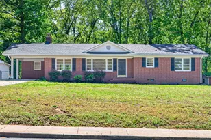234 N 5th Ave, Winder, GA 30680 - Photo 1