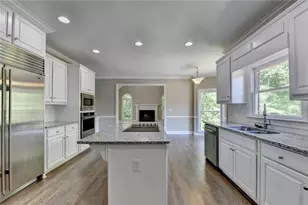 1251 Chadwick Lakes Dr, Lawrenceville, GA 30043 - Photo 14