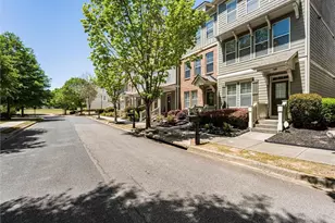 513 Grove Field Ct, Suwanee, GA 30024 - Photo 4
