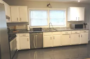 155 Willow Stream Ct, Roswell, GA 30076 - Photo 8