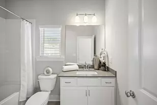 3765 Oxford Cir, Doraville, GA 30340 - Photo 34