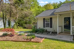 40 Mimosa Dr, Winder, GA 30680 - Photo 4