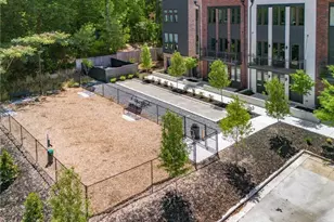 1225 Chelsea Cir NW, Atlanta, GA 30318 - Photo 36