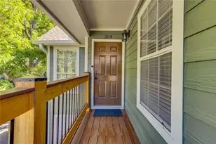 204 Berkeley Woods Dr, Duluth, GA 30096 - Photo 4