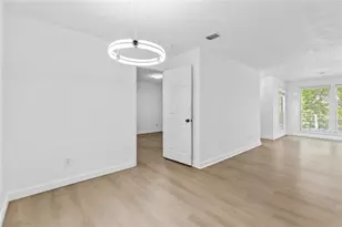 204 Berkeley Woods Dr, Duluth, GA 30096 - Photo 22