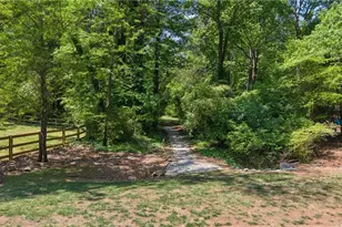 1530 Brookcliff Cir, Marietta, GA 30062 - Photo 54