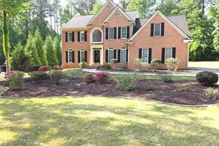 2255 Fairwood Cir, Jonesboro, GA 30236 - Photo 2