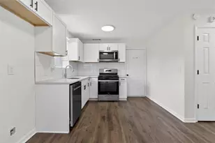 5627 Tunbridge Wells Ct, Lithonia, GA 30058 - Photo 6
