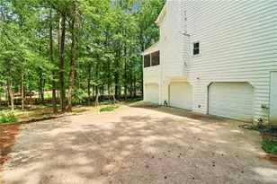 195 Wendy Hill Dr, Alpharetta, GA 30009 - Photo 30