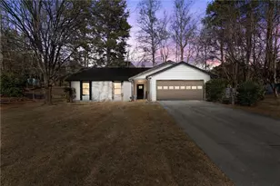 525 Ansley Dr, Roswell, GA 30076 - Photo 2