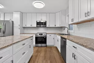 3070 Susan Ct, Marietta, GA 30066 - Photo 16