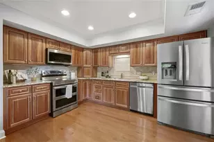 413 The North Chace, Sandy Springs, GA 30328 - Photo 12