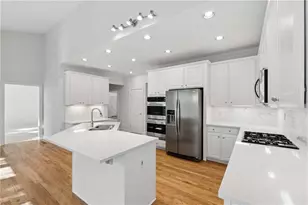 5395 Harbury Ln, Suwanee, GA 30024 - Photo 10