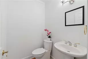 5395 Harbury Ln, Suwanee, GA 30024 - Photo 32