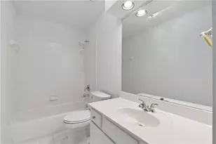 5395 Harbury Ln, Suwanee, GA 30024 - Photo 14