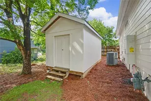 945 Hidden Hollow Dr, Marietta, GA 30068 - Photo 50