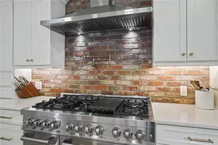 945 Hidden Hollow Dr, Marietta, GA 30068 - Photo 24
