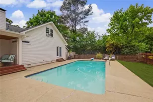 945 Hidden Hollow Dr, Marietta, GA 30068 - Photo 56