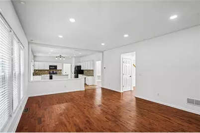 5157 Wellisford Court, Suwanee, GA 30024 - Photo 10