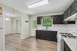 2271 Chestnut Pl, Lithia Springs, GA 30122 - Photo 10