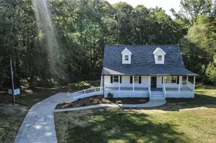5920 Hamby Dr, Cumming, GA 30028 - Photo 4