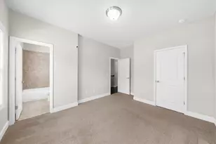 1097 Township Square, Alpharetta, GA 30022 - Photo 28