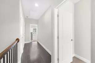 1097 Township Square, Alpharetta, GA 30022 - Photo 30