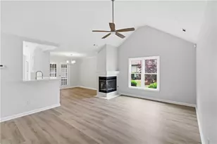 165 Fenwyck Cmns, Fayetteville, GA 30214 - Photo 2