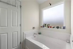 2137 Black Oak Ln, Ellenwood, GA 30294 - Photo 26