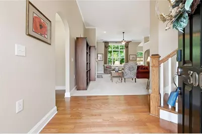 300 Lauren Lane, Woodstock, GA 30188 - Photo 4