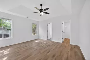 695 Chatham Park Dr, Lawrenceville, GA 30046 - Photo 20