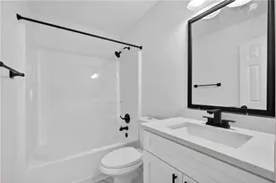 695 Chatham Park Dr, Lawrenceville, GA 30046 - Photo 18