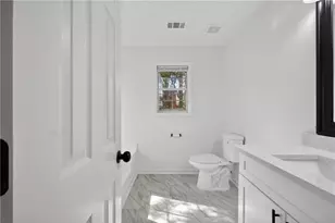 695 Chatham Park Dr, Lawrenceville, GA 30046 - Photo 24