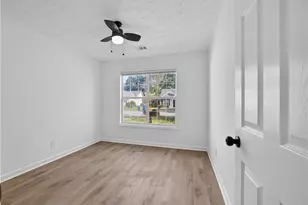695 Chatham Park Dr, Lawrenceville, GA 30046 - Photo 30