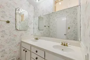 2001 Castleway Ln NE, Atlanta, GA 30345 - Photo 22