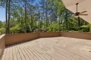 2001 Castleway Ln NE, Atlanta, GA 30345 - Photo 10
