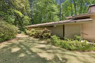 2001 Castleway Ln NE, Atlanta, GA 30345 - Photo 36