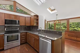2001 Castleway Ln NE, Atlanta, GA 30345 - Photo 14