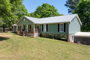 73 Kellogg Dr, Colbert, GA 30628 - Photo 1
