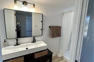 1611 Carlton Ave, Stone Mountain, GA 30087 - Photo 12