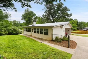 1611 Carlton Ave, Stone Mountain, GA 30087 - Photo 2