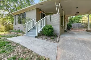 2992 Belvedere Ln, Decatur, GA 30032 - Photo 2