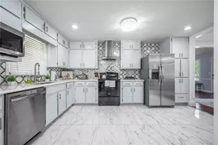 493 Greg Dr SW, Lilburn, GA 30047 - Photo 28