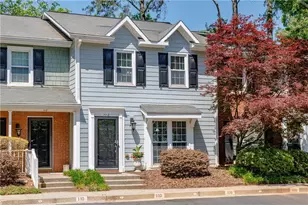110 Courtyard Terrace, Roswell, GA 30075 - Photo 2