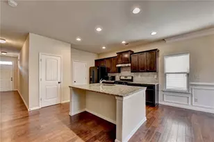 2520 Morgan Chase Dr, Buford, GA 30519 - Photo 8